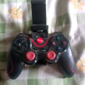 Bluetooth Wireless Gamepad In New Condition Forsal