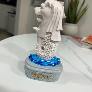 Singapore Merlion Idol …it’s New …and In Best Cond