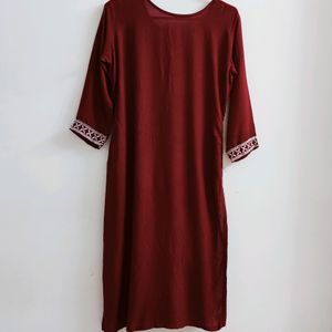 Chikankari Maroon Kurta (2 inch Margin)