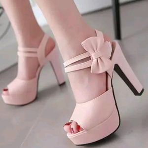 LATEST HEELS FOR WOMEN