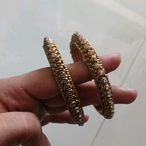 Antique Gold Flower Design Bangle