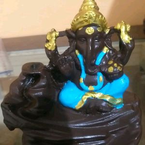 Ganesha Fountain with 5 Smoke Scented Cone Incense