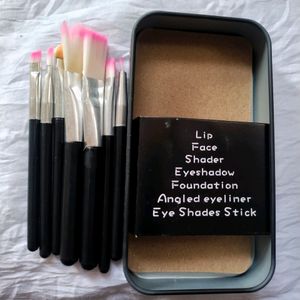 MAKEUP BRUSH BOX