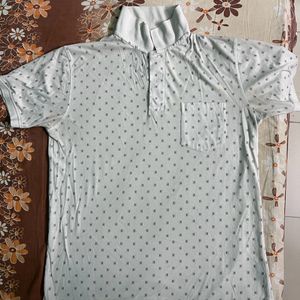 Affordable Pre-Loved T-Shirts: Great Style, Low