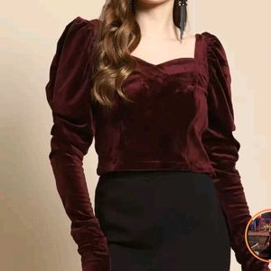 Women Burgundy Sweetheart Neck Top