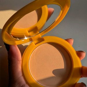 Lakme Ultra Matte Compact SPF 40