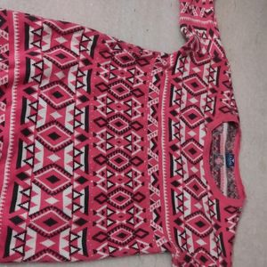 PINK AND WHITE SWEATER