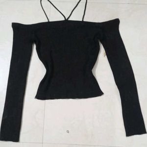 Fitted Top Black With Halter Selvees