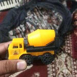 4 Construction Toys