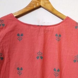 Avaasa Peach Colour Kurti For Women