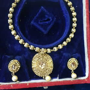 Golden Jewellery Set