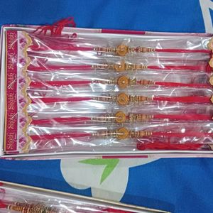 2 Darjan Rakhi