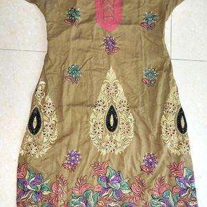 Embroidery Kurthi For Daily Wear