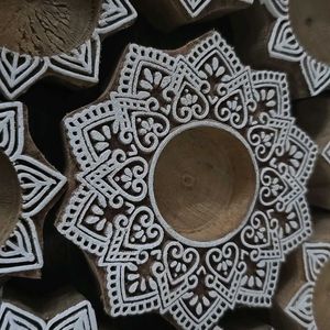 Wooden Candles : NEW STYLE RANGOLI