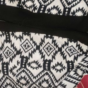 Black and White Woolen Shrug