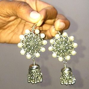 Pretty Earrings With Small Jumka