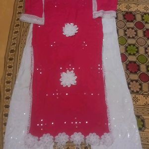 Flower Lace Kurta With Chicken Work Pant