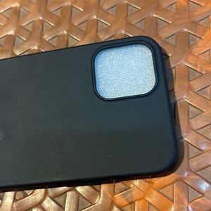 Iphone 12 Case ( Spigen )