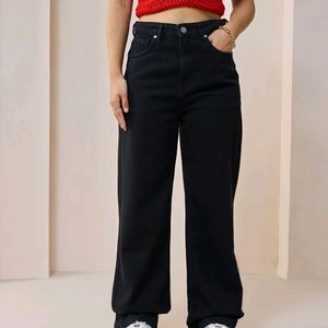 Black Straight Pant