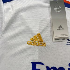 REAL MADRID RETRO UCL 2022 FINAL CHAMPIONS JERSEY