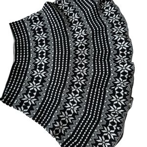 Black And White Printed Knitted Skirt