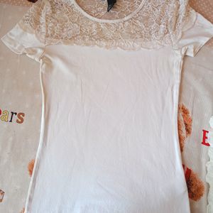 Cute H&M Net Lace Top