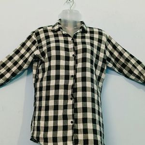 Check Shirt Men & Women Both Can Wear