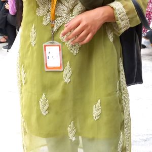 LUCKNOWI CHIKANKARI KURTA With Inner