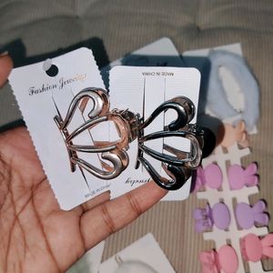 Combo Chic - 4 Type Of Hair Accessories