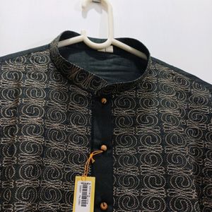 Kurta Chudidar Set (Black With Pattern)