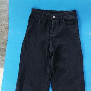 Baggy Black Jeans