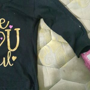 Girls tshirt