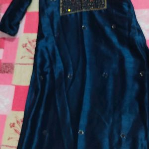 Blue Kurta With Mirror And Thread Work