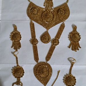 Golden Bridal Jewellery Set