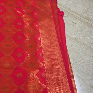 Beautiful Banarsi Saree With Blouse!