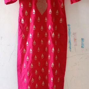 Women Red Kurti For New Condition