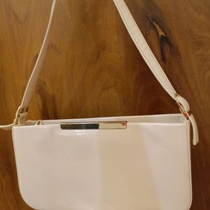 Hand Bag For The Everyday Use