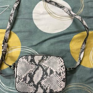 Animal Print Guess Sling Bag