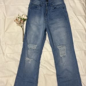 Forever 21 Denim (US 30) Ripped