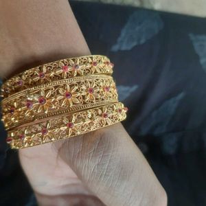 Traditional Gold Bangles