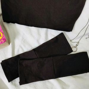 Cropped Top With Hand Warmers