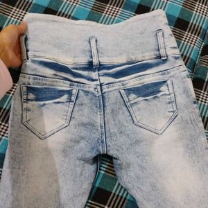 A Blue Shaded Denim Jeans