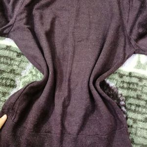 Sweater Type Top For Women's