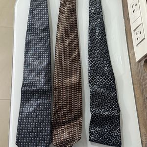 10 Ties For ₹200