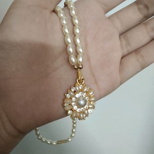 PEARL PENDANT NECKPIECE 🦪🤍