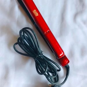 Andis Hair Straightener / Flat Iron / Heat Styler