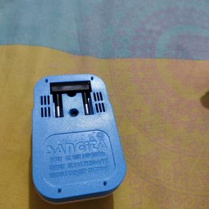 Small Mobile Battery Charger