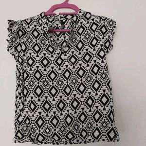 Here & Now Black And White Top