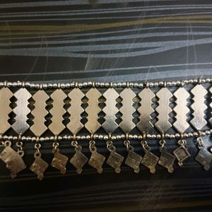 Metal Neckpiece