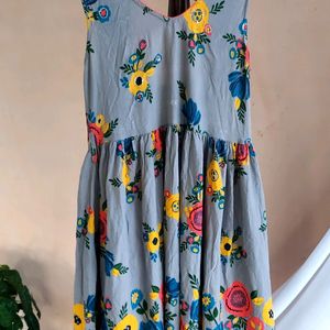 Max Cares Floral Dress, M Size